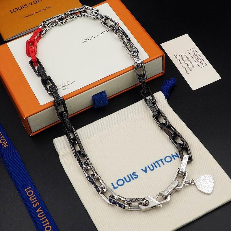 LV Necklaces 92